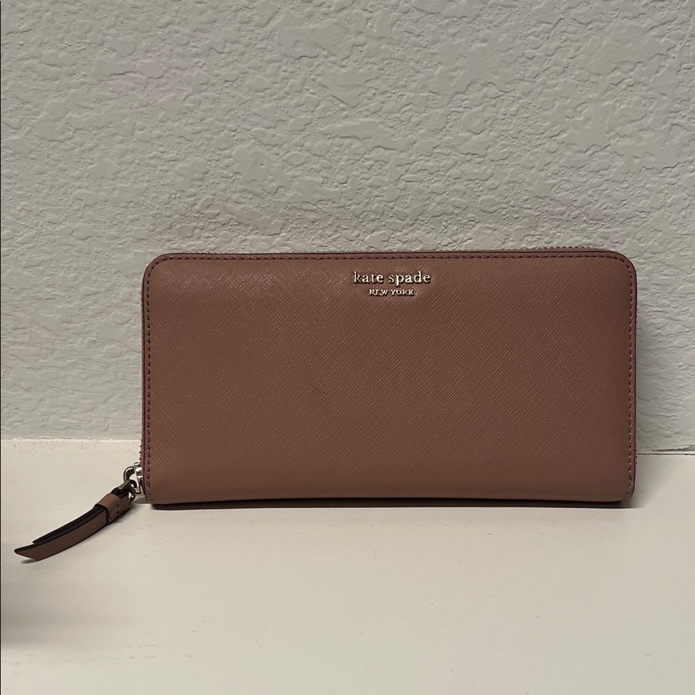 Kate Spade Blush Zip Wallet